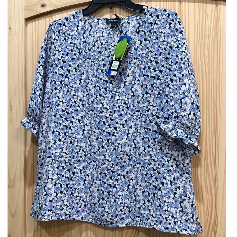 Well Worn Blue Floral V-Neck Blouse with Smocked Ruffle Sleeves Large NWT